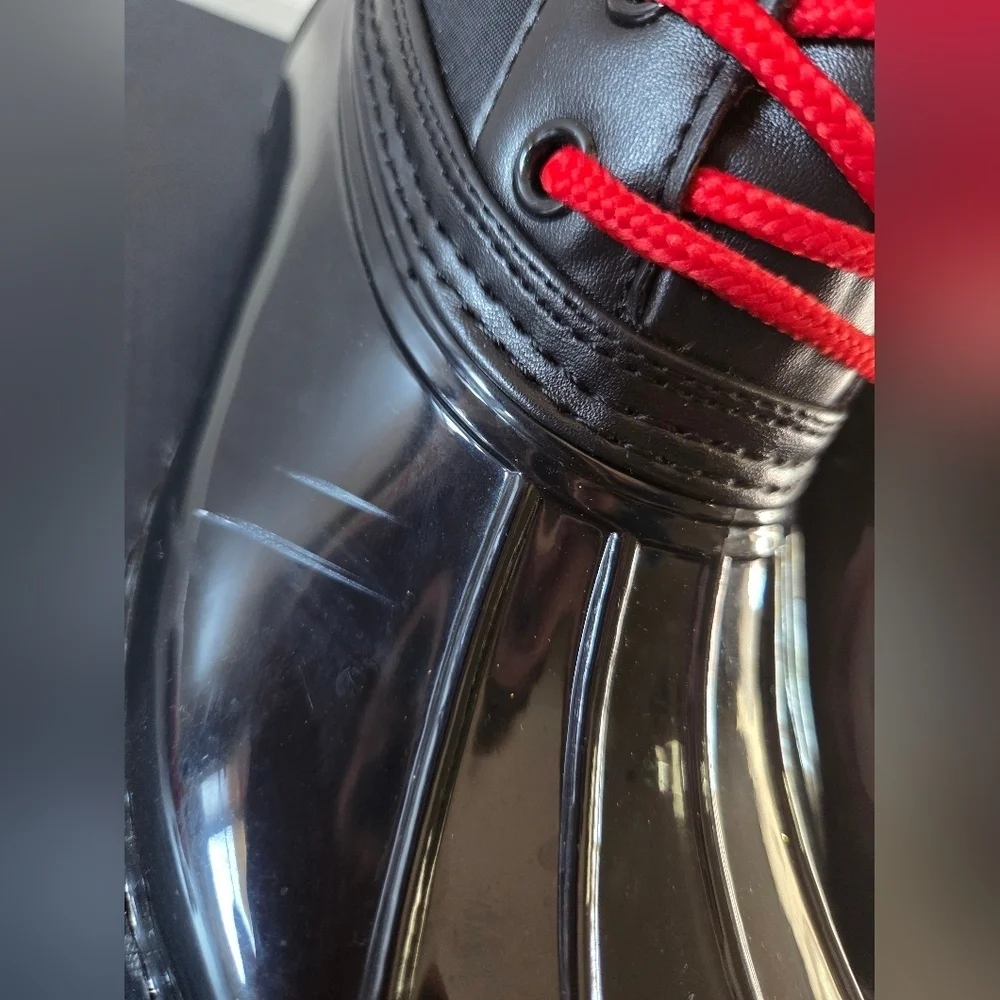 Tommy Hilfiger stylish black